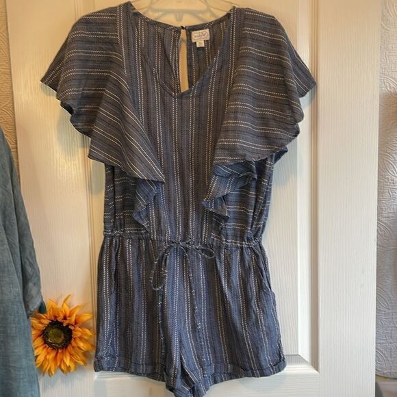 MUDPIE ISLA RUFFLE SLEEVE BLUE STRIPE ROMPER - XS - Picture 4 of 9